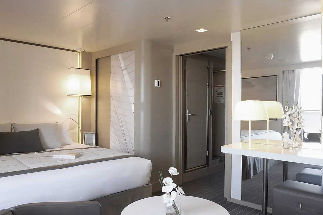 Carousel cabins: Deluxe Suite