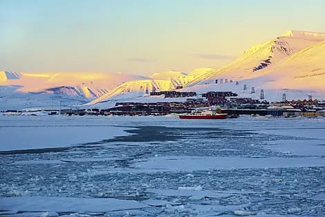 13 Jun 26 - Longyearbyen, Spitsbergen