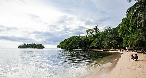 4 Dec 25 - Tami Islands
