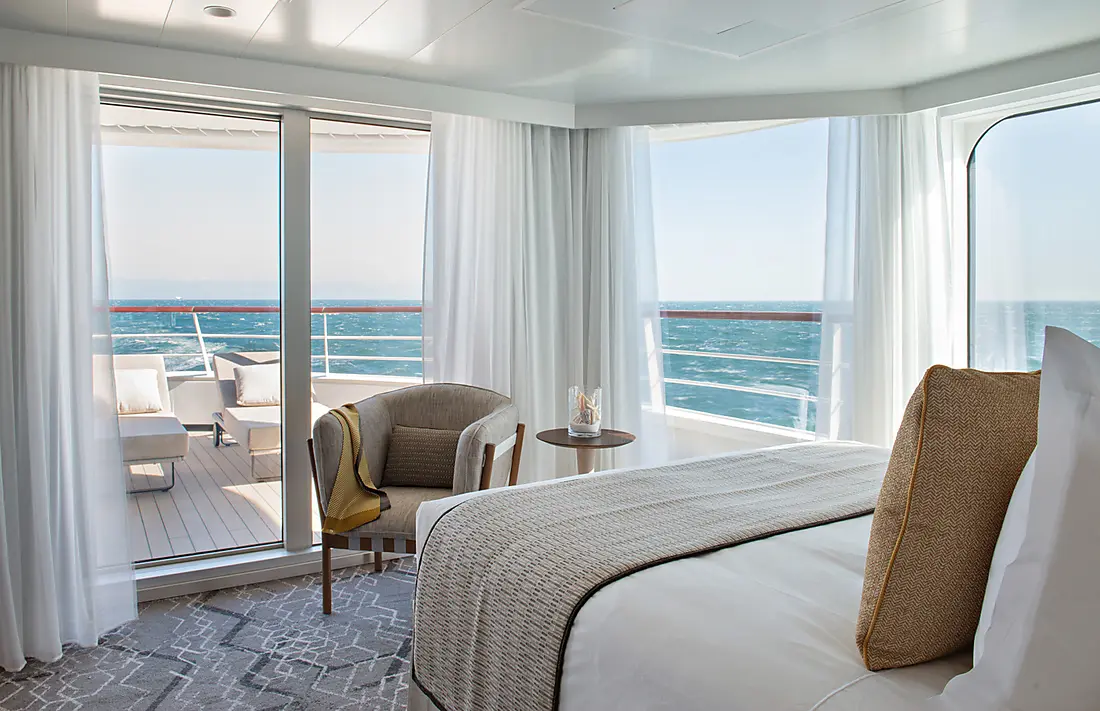 Carousel cabins: Grand Deluxe Suite