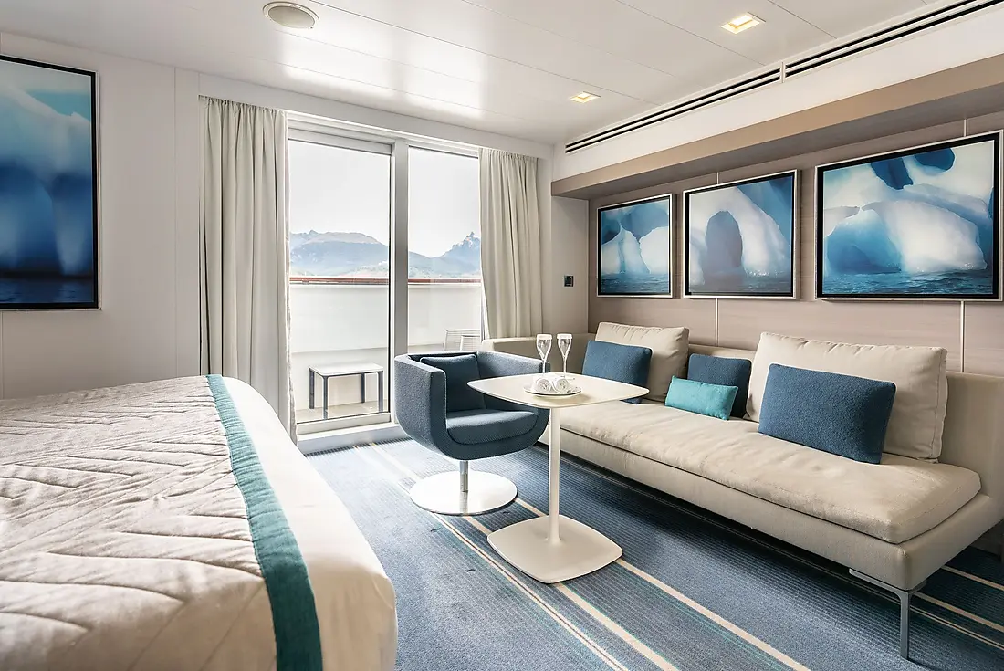 Carousel cabins: Deluxe Suite