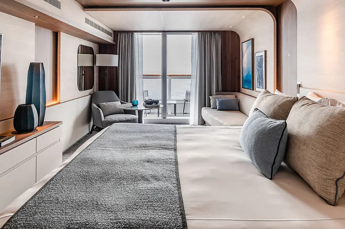 Carousel cabins: Deluxe Suite