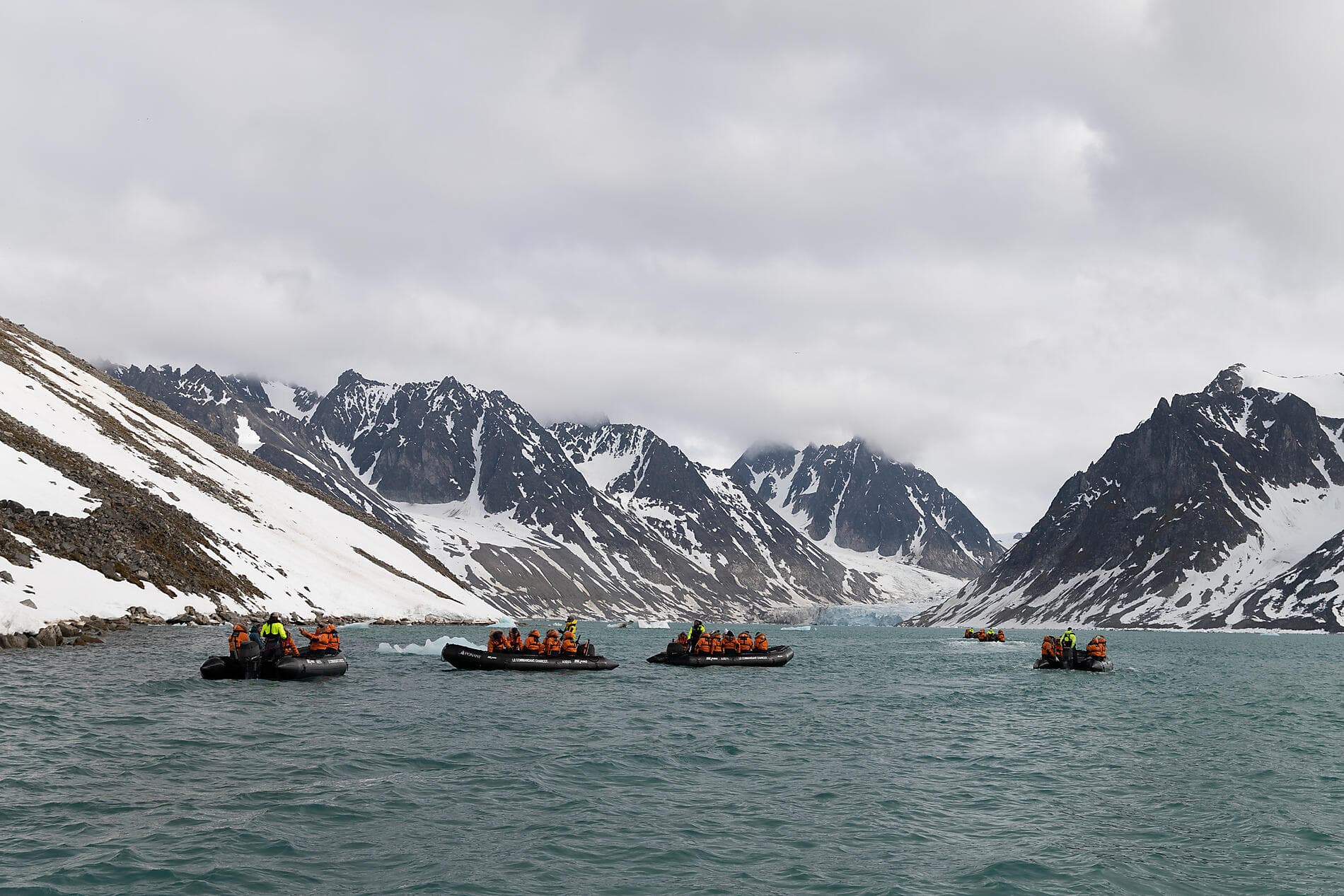 In the ice of the Arctic, from Svalbard to Greenland ©StudioPONANT_Morgane Monneret