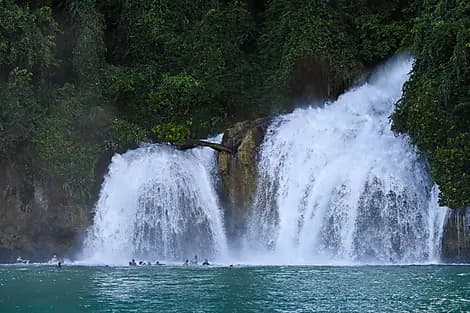 11 Dec 26 - Kitikiti Waterfall, Mommon