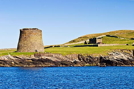 2 Jun 27 - Mousa Broch, Shetland Islands