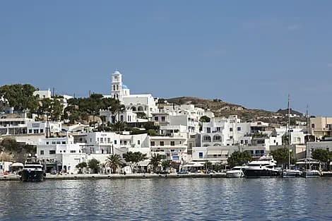 8 Jul 26 - Adamas, Milos