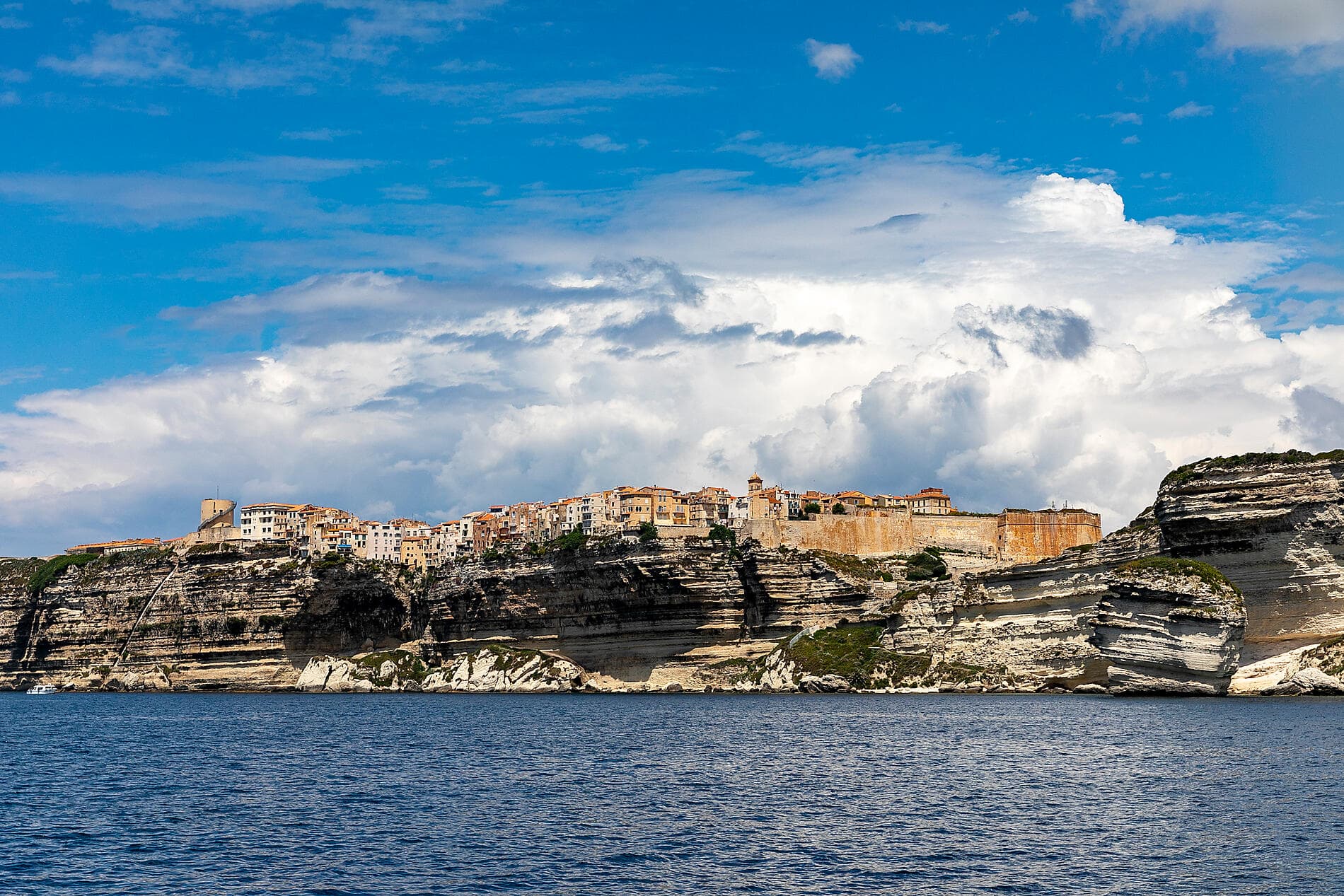 The great Corsican loop 