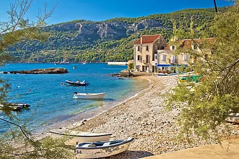 18 Aug 25 - Komiza, Vis Island
