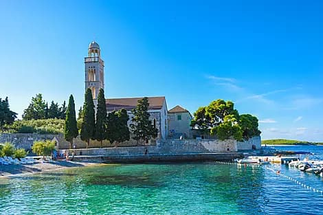 10 Aug 26 - Hvar