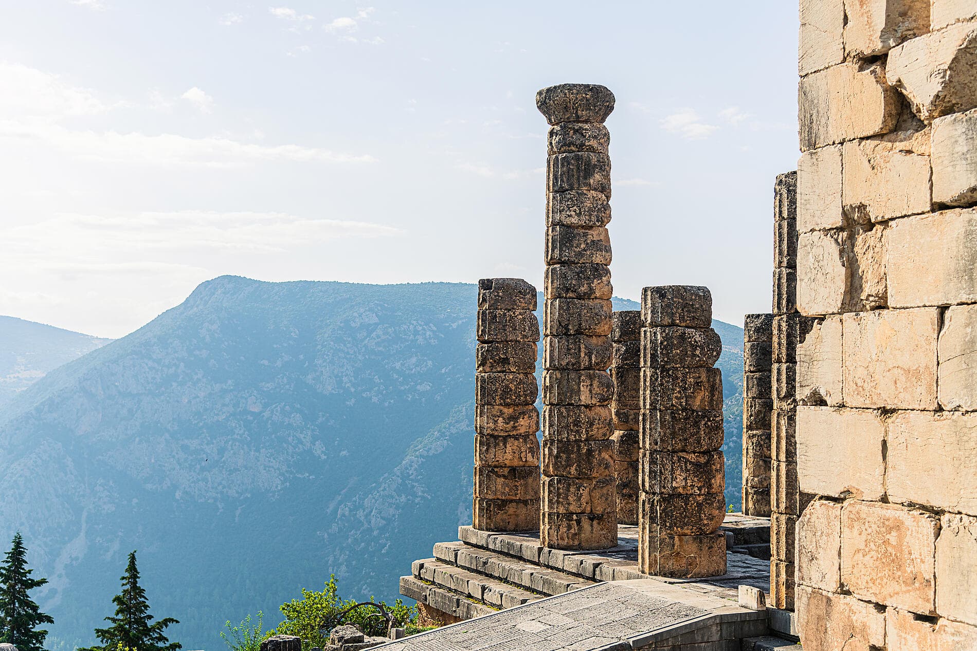 Landscapes and historic sites of the Peloponnese  