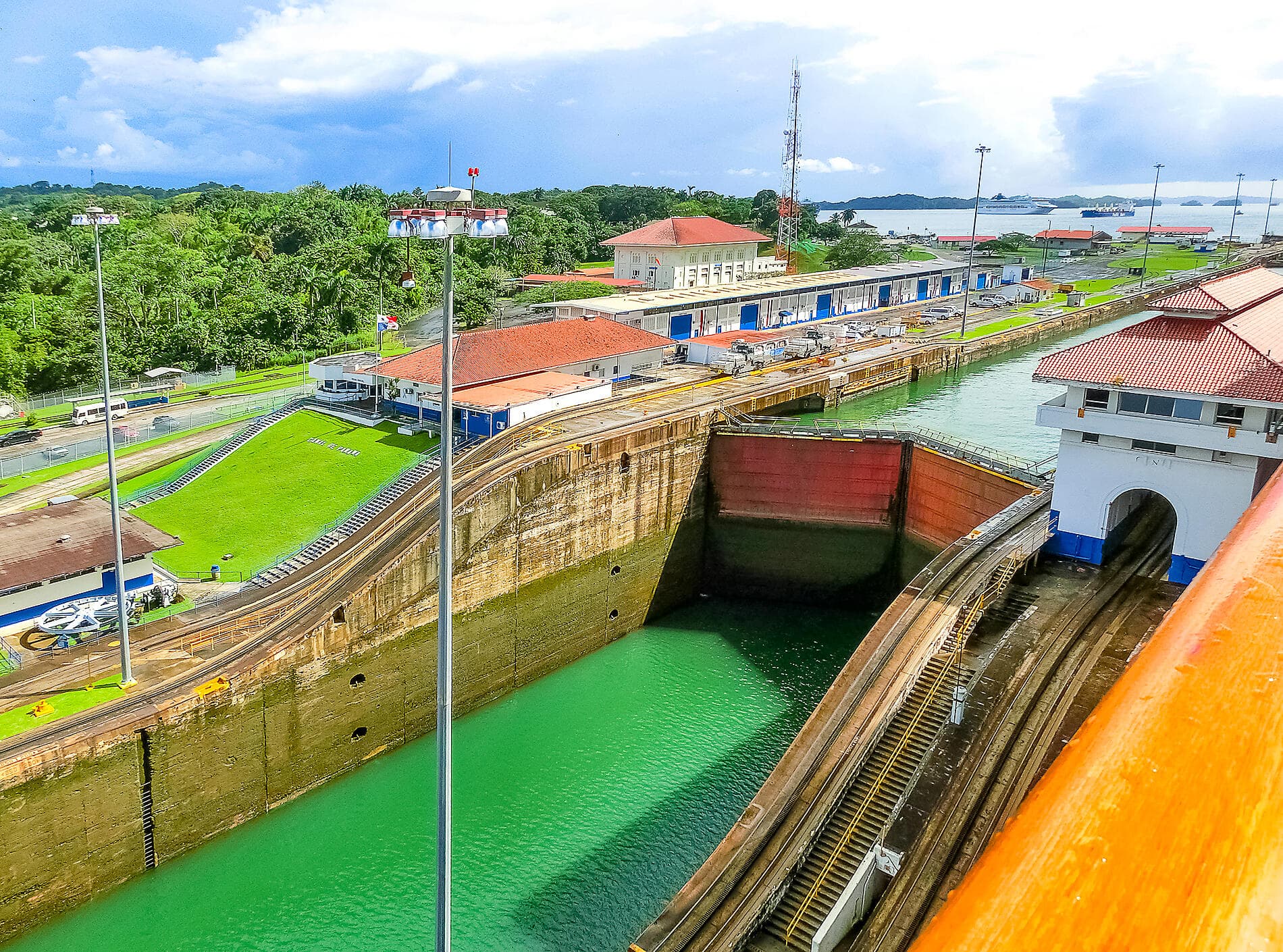 Central America Jewels & Panama Canal  