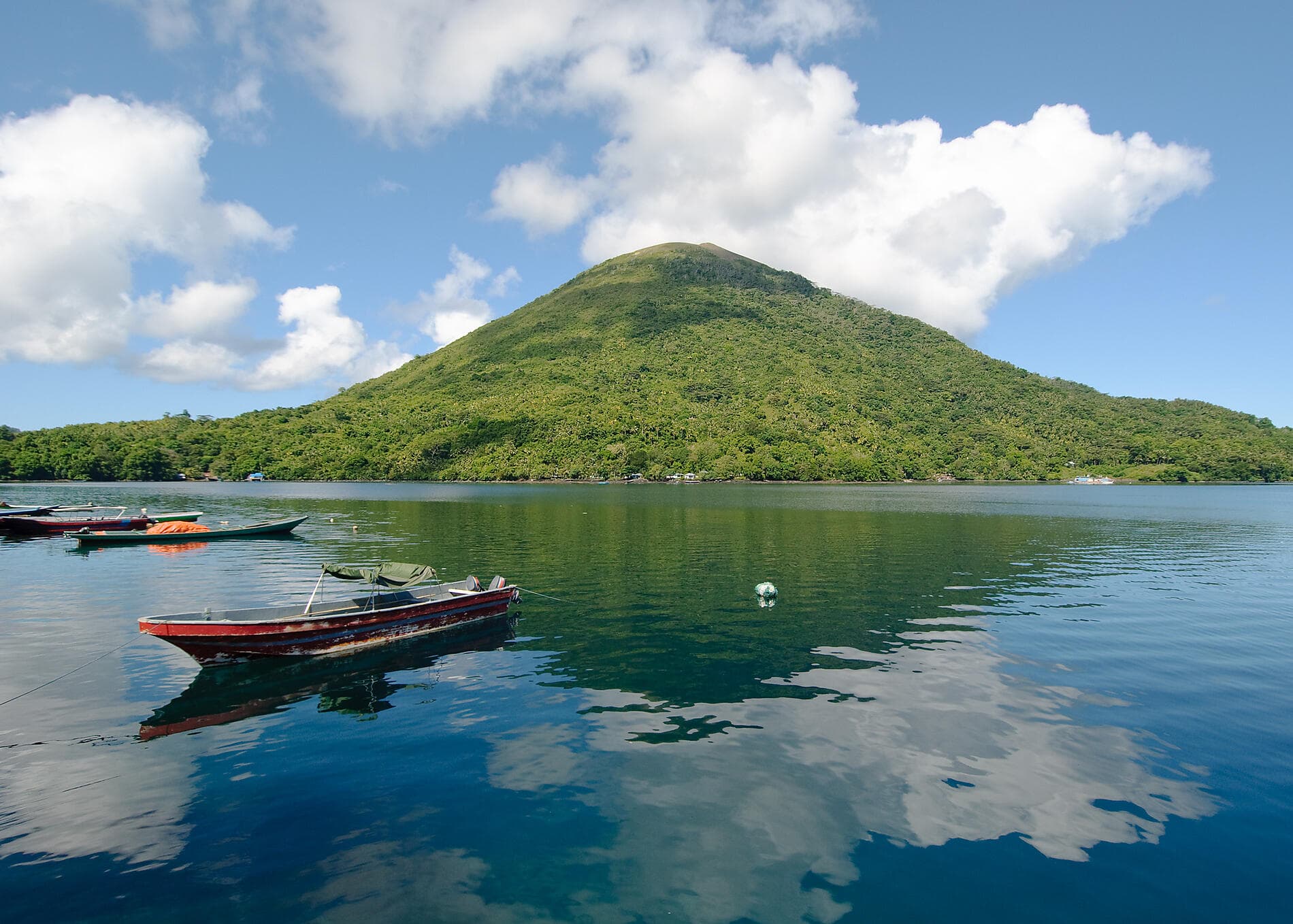 Tropical Odyssey between North East Australia and Indonesia 