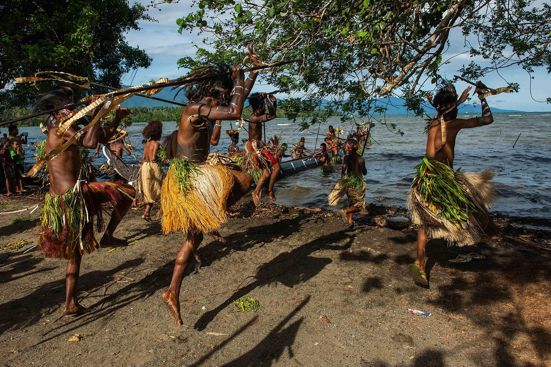 Islands and cultures of Papua New Guinea 