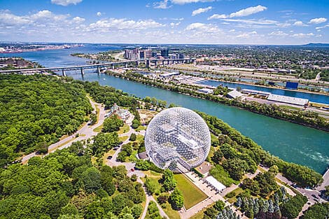 OVERNIGHT IN MONTREAL (1 NIGHT)