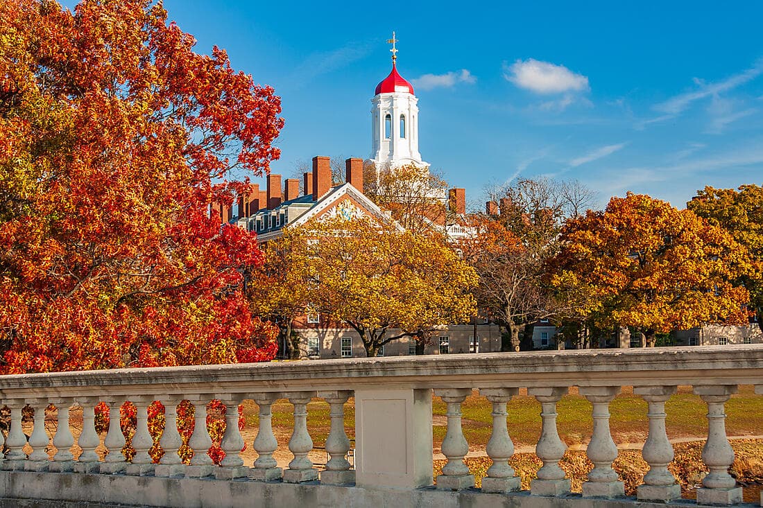 HARVARD FROM A STUDENT POINT OF VIEW & BEACON HILL (1 NIGHT)