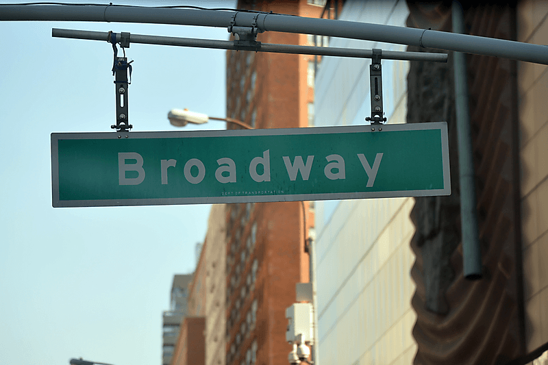 EVENING ON BROADWAY - CHICAGO, THE MUSICAL