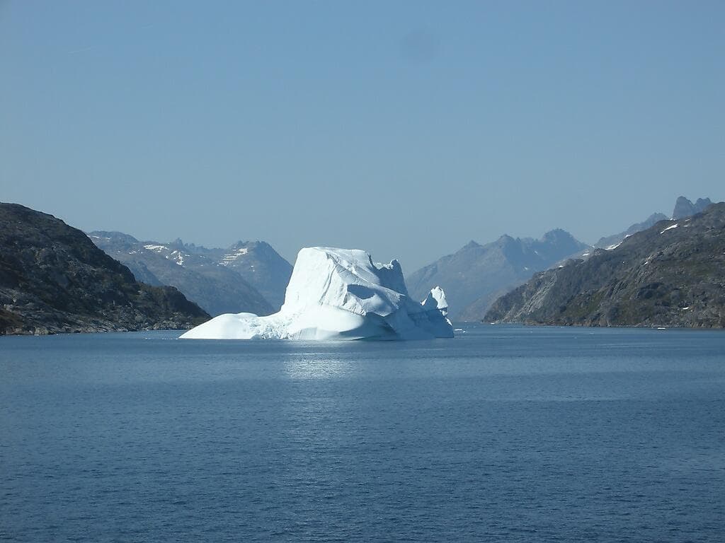 Exploration from Greenland to Canada via Saint Pierre and Miquelon 