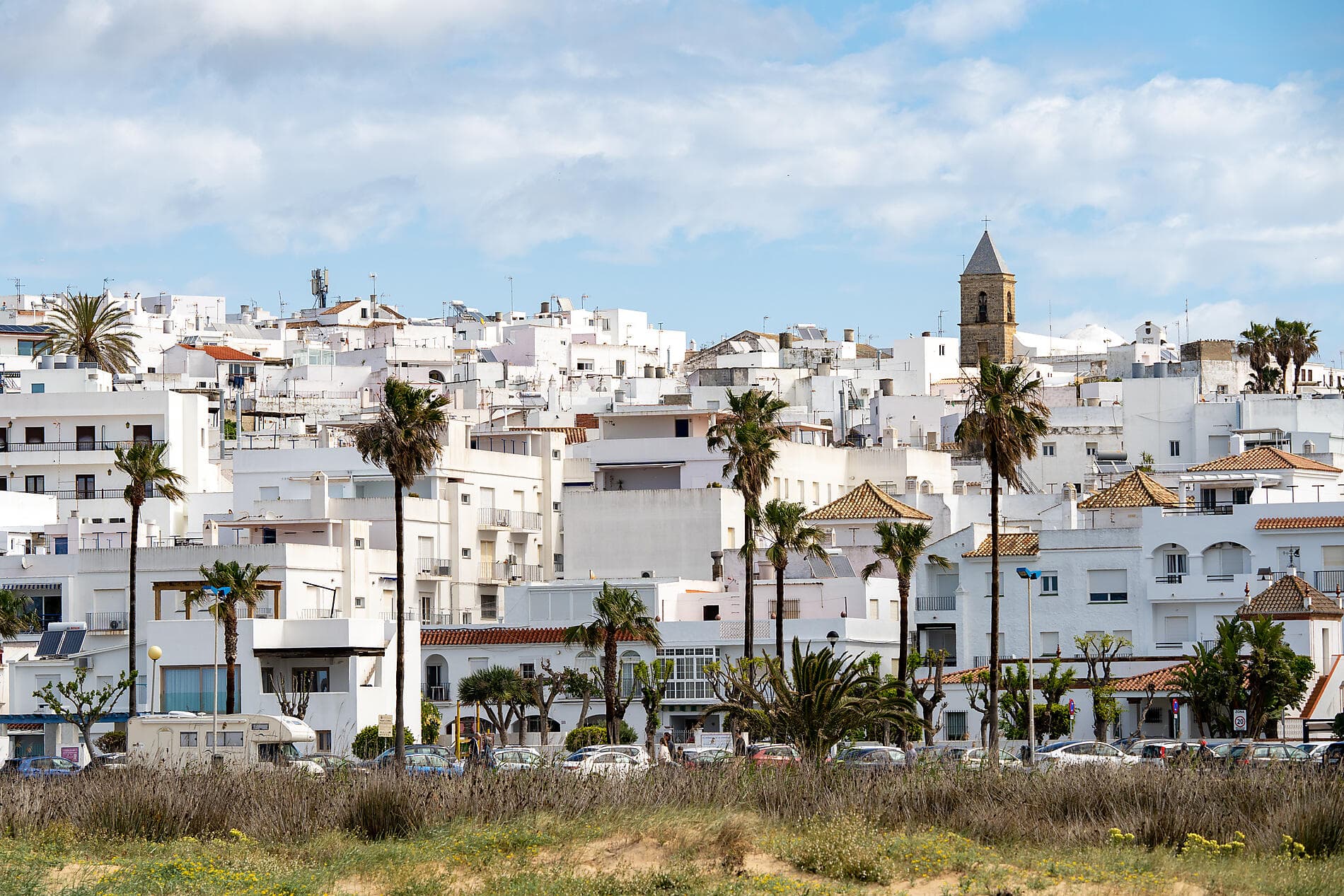 Total solar eclipse between the Mediterranean and the Atlantic