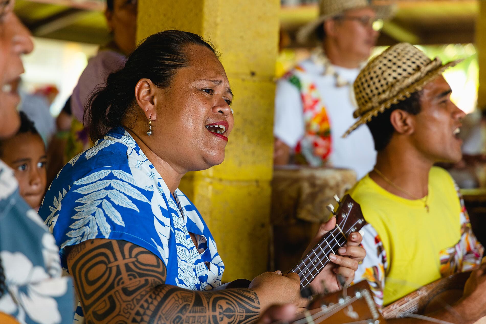Polynesian Bliss : Marquesas and Tuamotu  