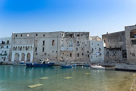 18 Aug 27 - Monopoli