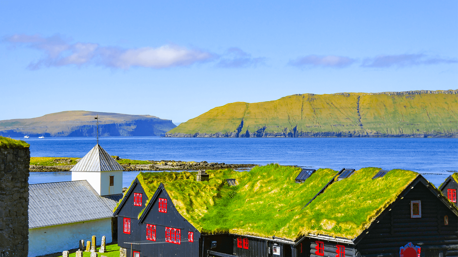 The wild archipelagos of the North Atlantic 