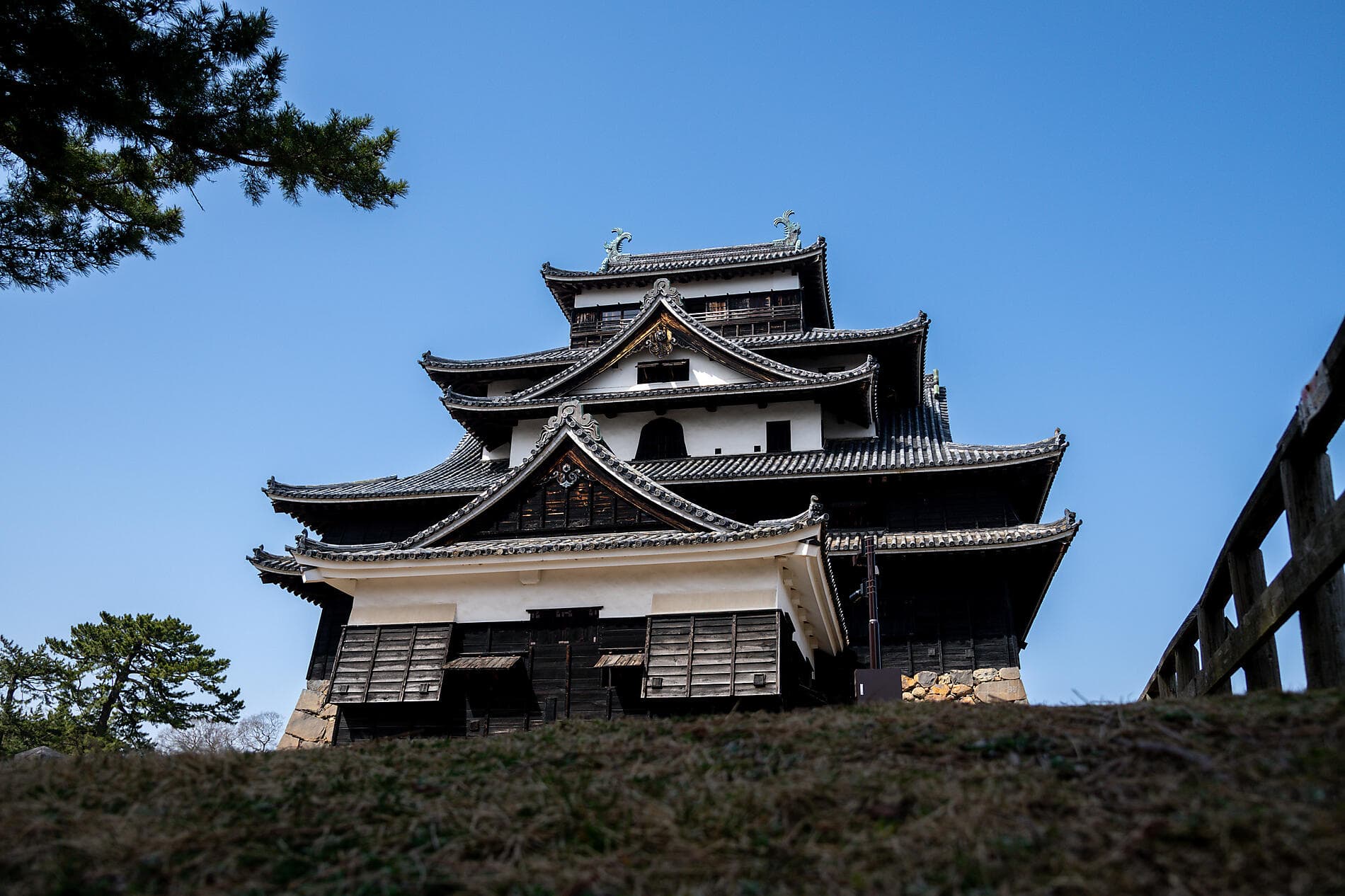 Japanese ancestral traditions and legendary shrines